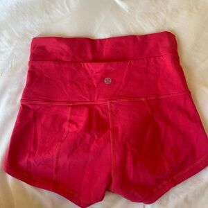 Lulu lemon spandex 2 inch hot short